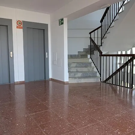Apartment Centrico Con Piscina Y Parking
