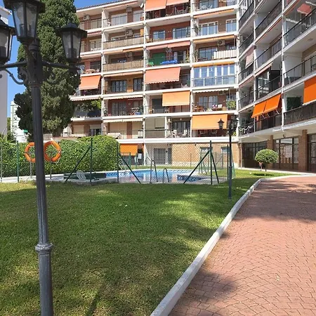 Apartment Centrico Con Piscina Y Parking *