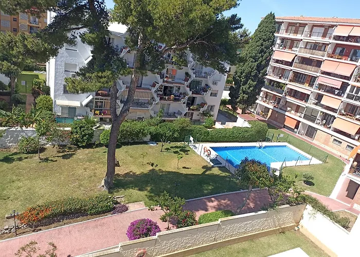 Céntrico Con Piscina Y Parking Appartement Torremolinos