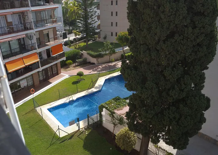 Céntrico Con Piscina Y Parking Appartement